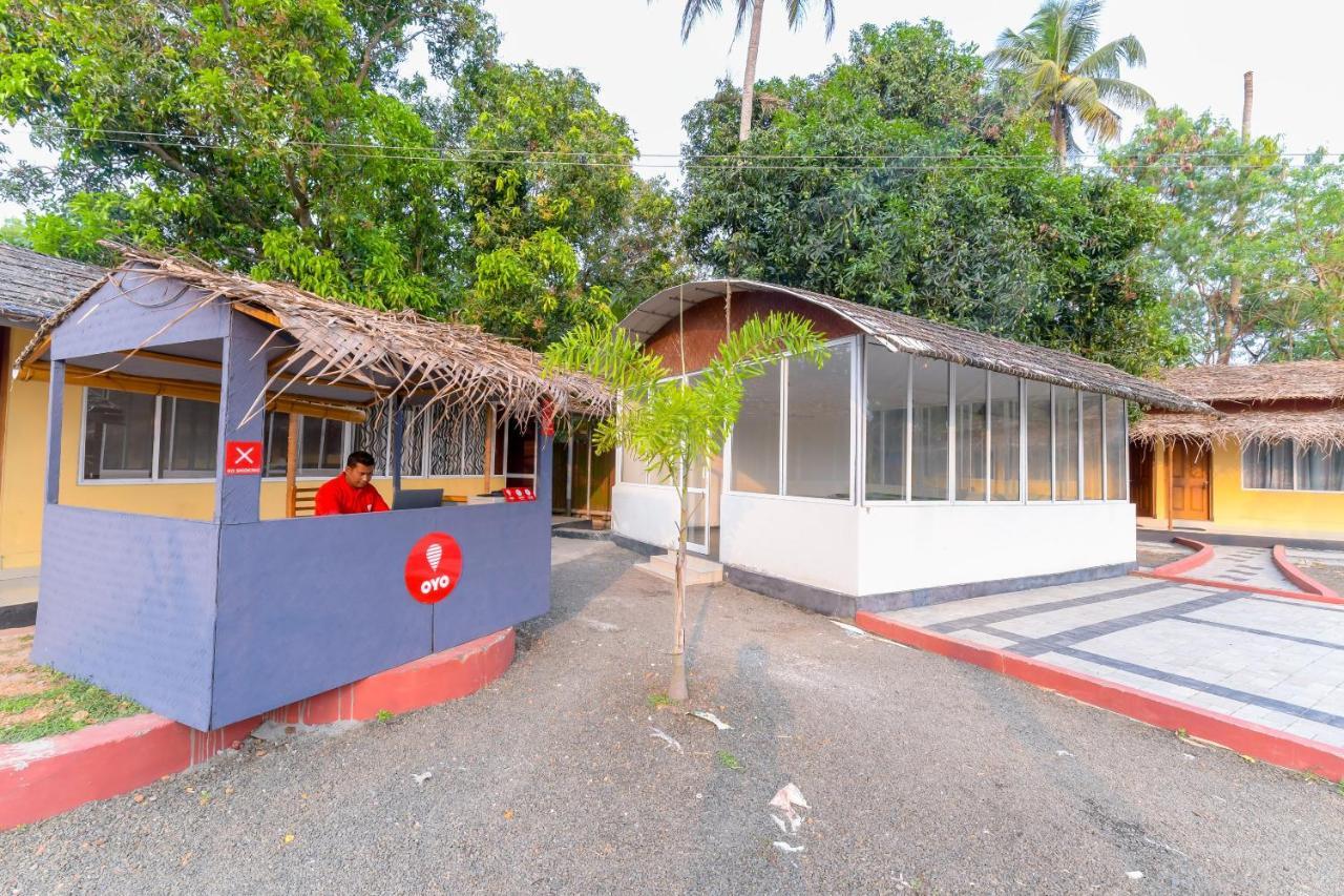 Oyo 5237 Island Lake Resort Alappuzha Buitenkant foto