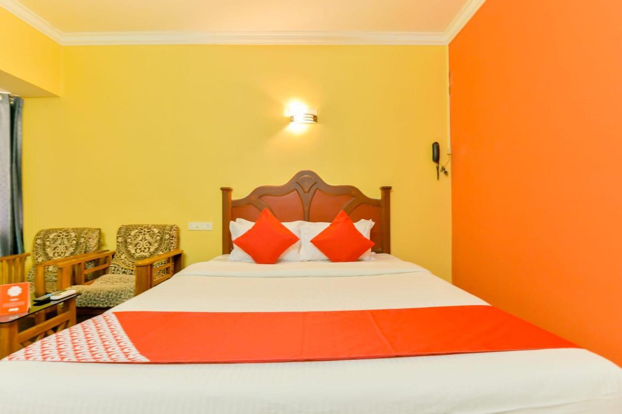 Oyo 5237 Island Lake Resort Alappuzha Buitenkant foto